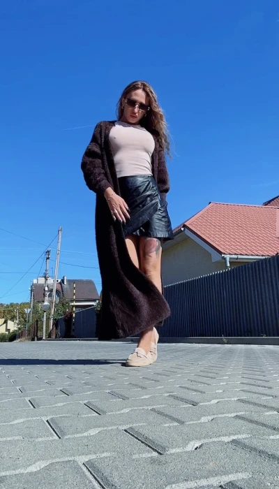 Кіра Безос